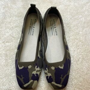Kelly & Katie Womens Camo Print Washable Antimicrobial Ballet Knit Flats Sz 9.5